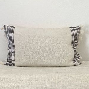 Neutral lumbar pillow cover